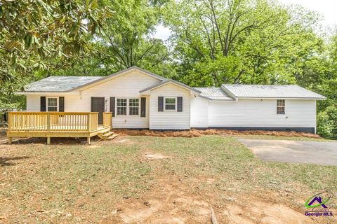 219 Sleepy Hollow Road Marshallville GA 31057