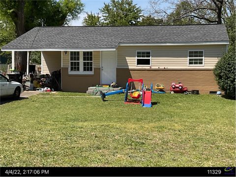 301 Kingsbury Circle Warner Robins GA 31088