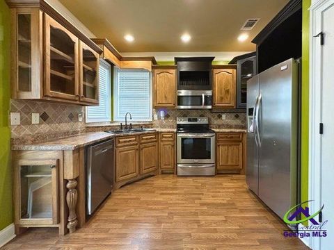 321 Manchester Lane Byron GA 31008