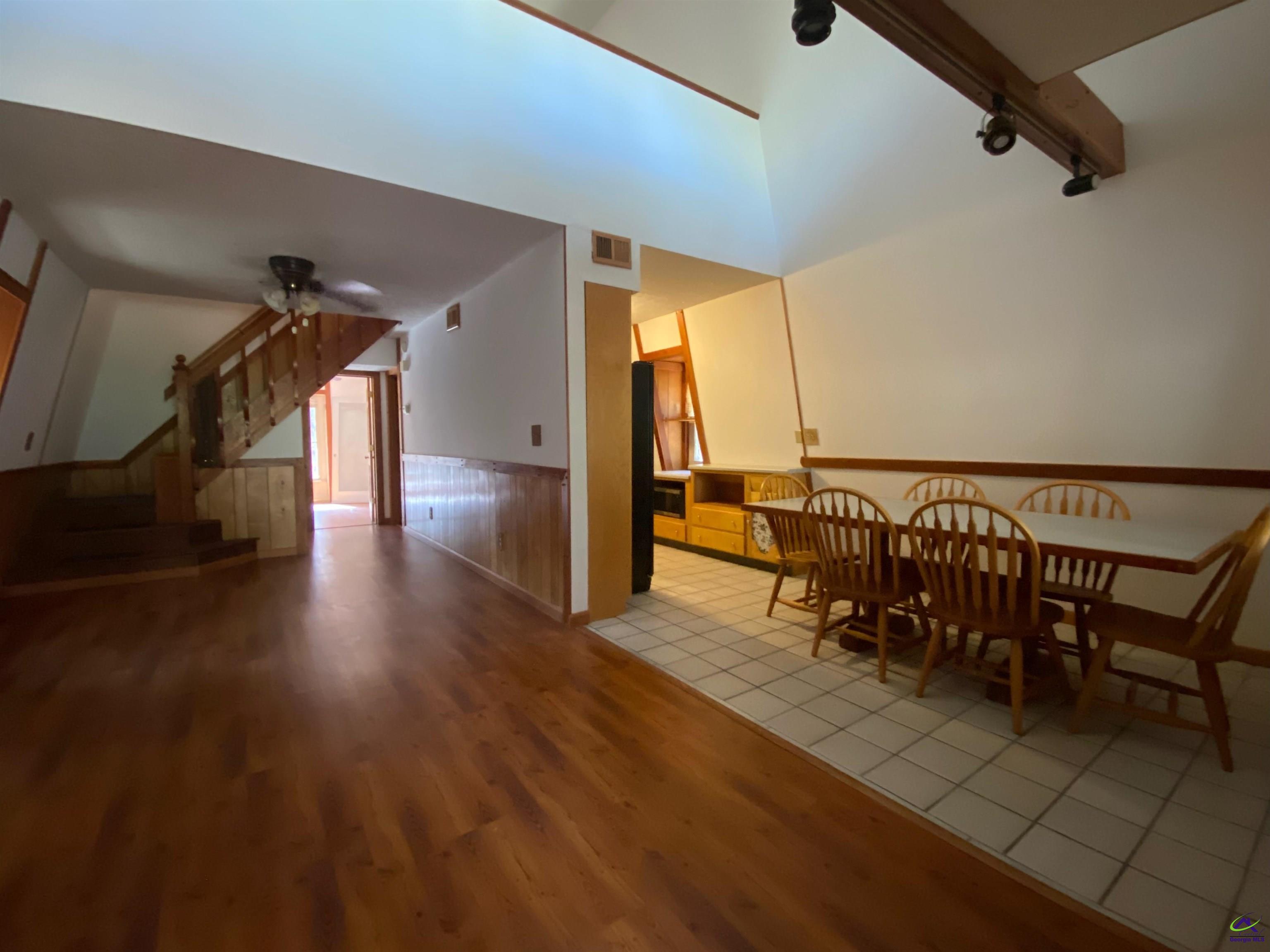 231 W Seminole Drive