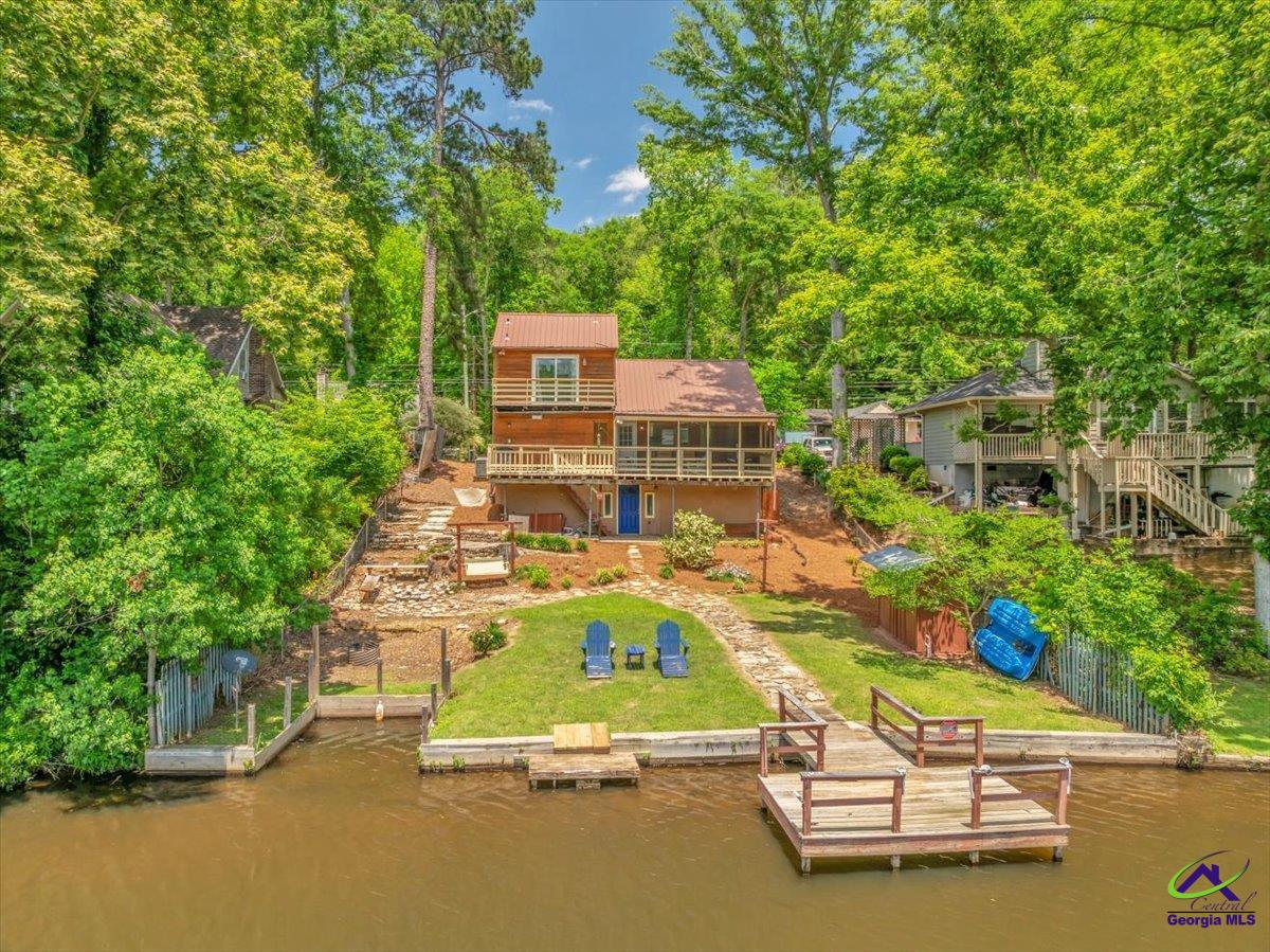 815 Will Scarlet Way