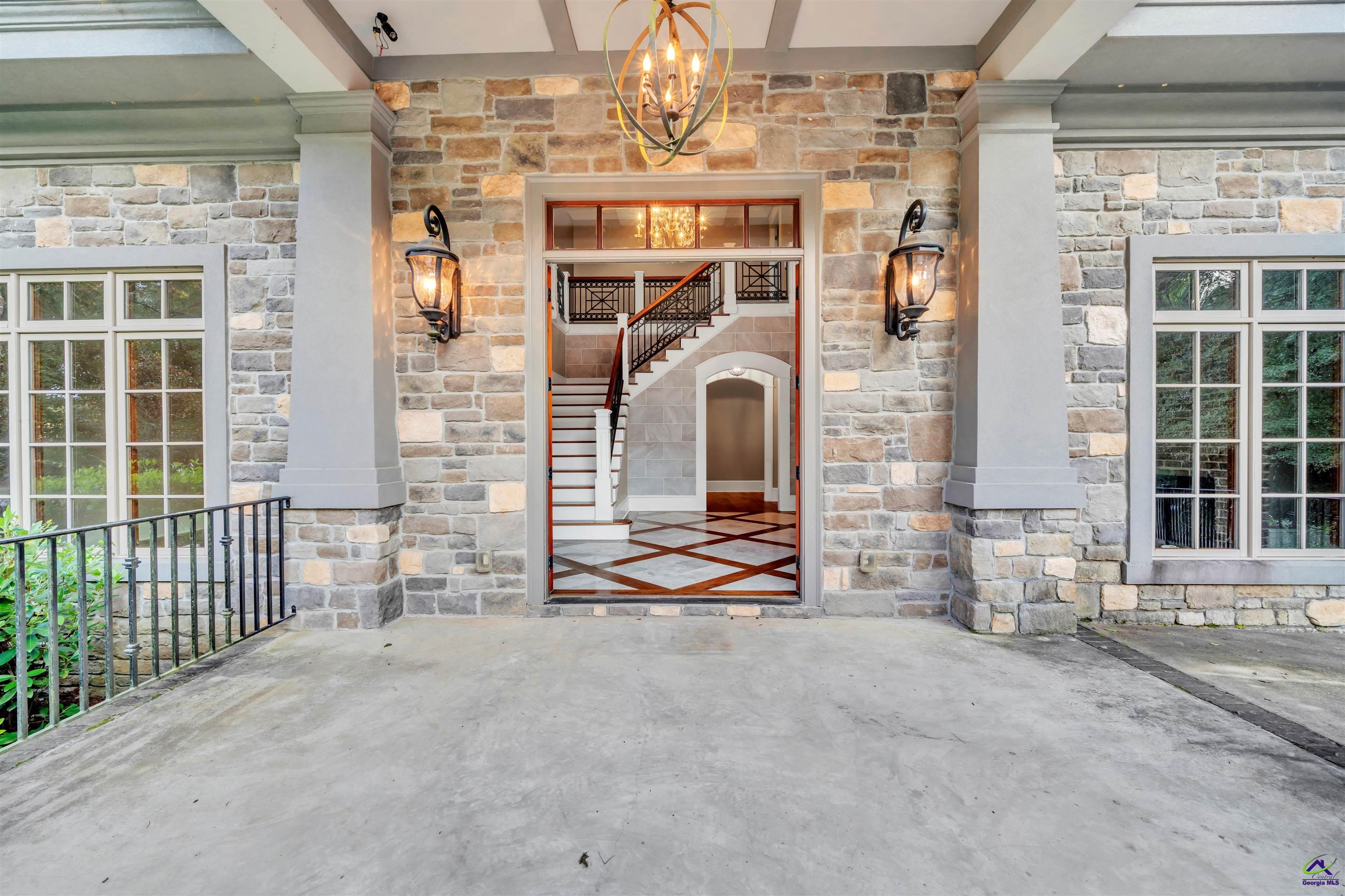 97 Southshore Court