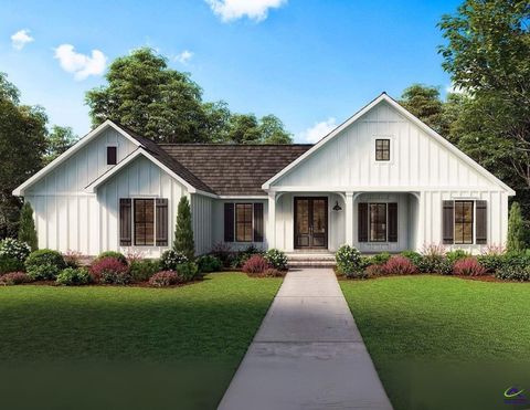 112 Pecan St Cochran GA 31014