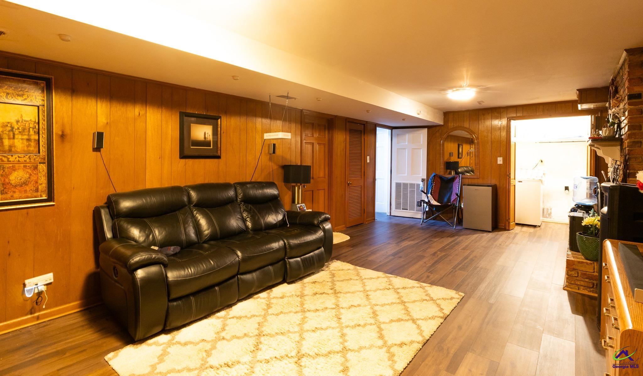 4638 Glenwood drive