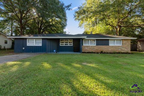 624 Pine Ridge Street Perry GA 31069