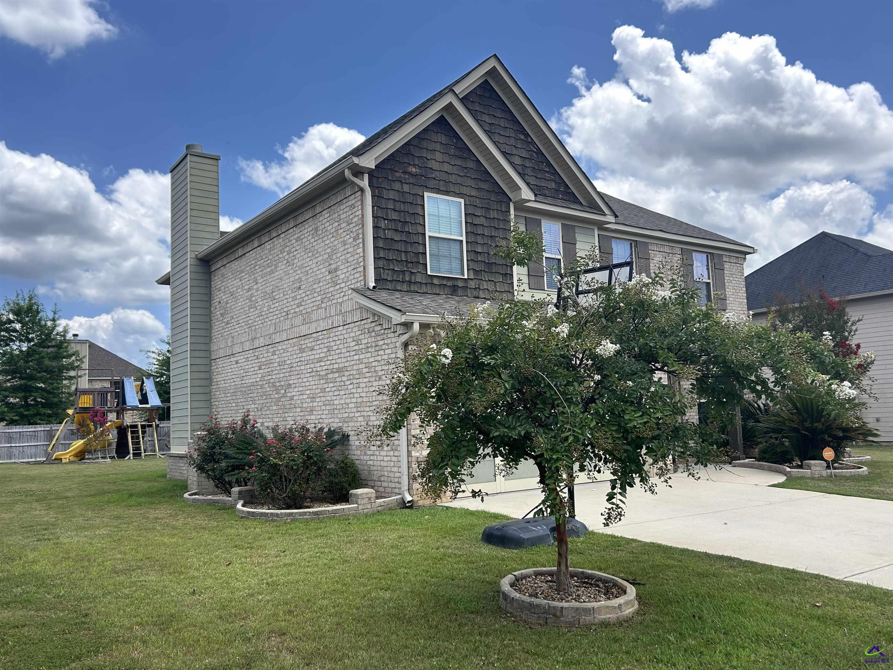 405 Rolling Acres Drive