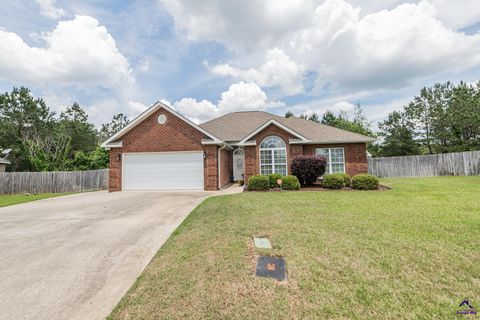 105 Taconic Court Bonaire GA 31005