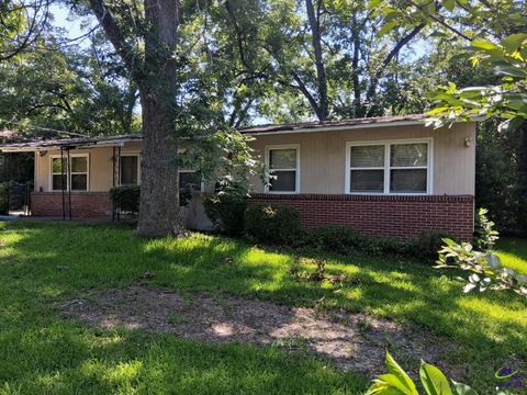 4416 Elkan Avenue Macon GA 31206