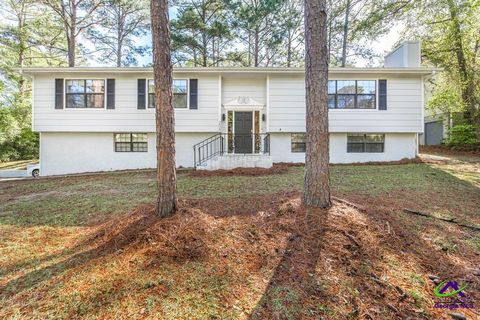 208 Lake Front Drive Warner Robins GA 31088
