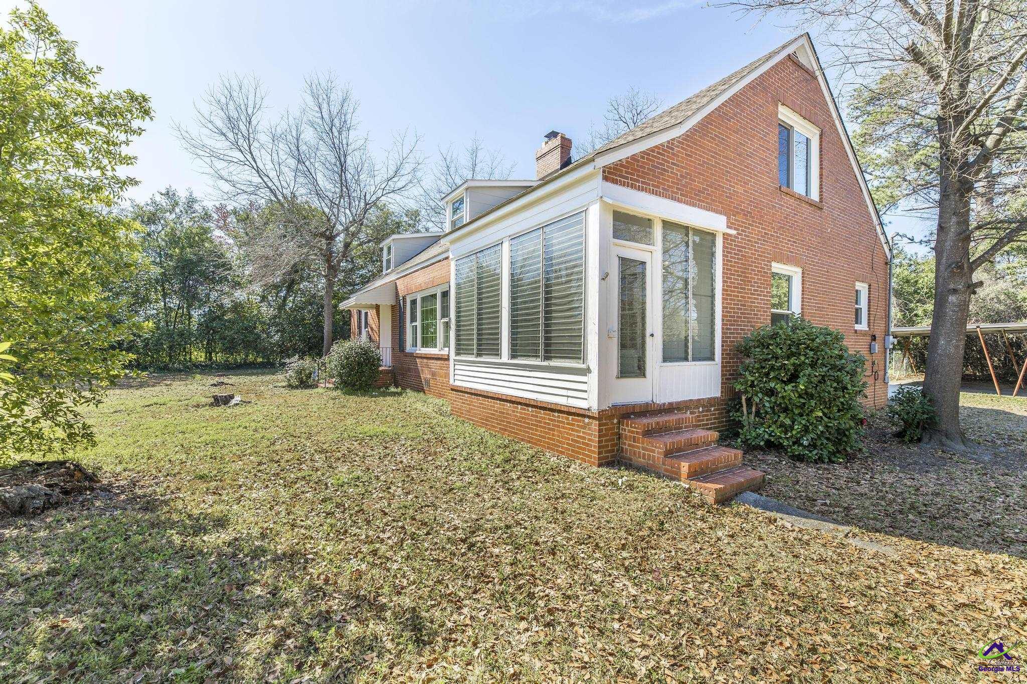 105 N Pleasant Hill Road