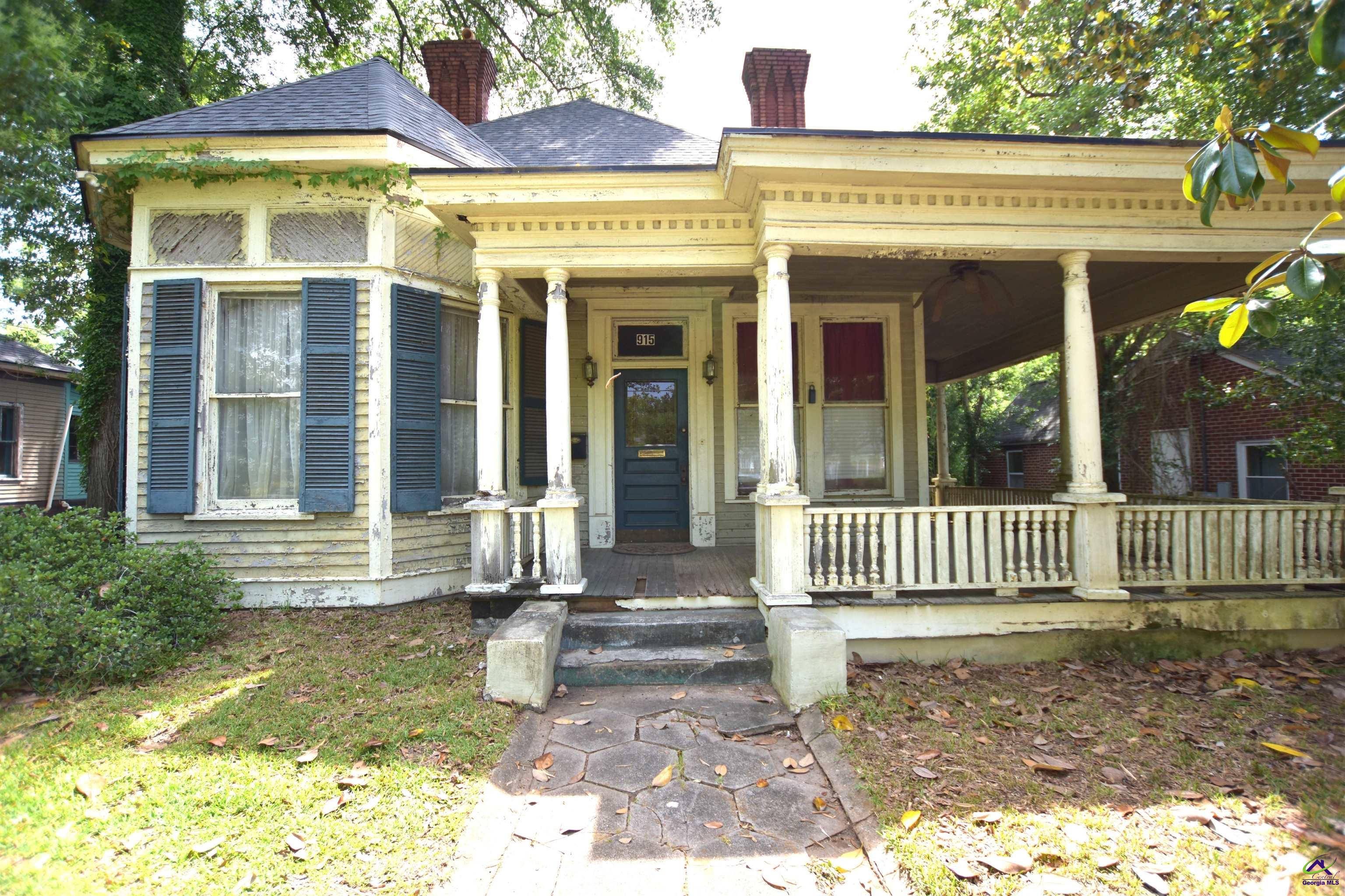 915 North Avenue