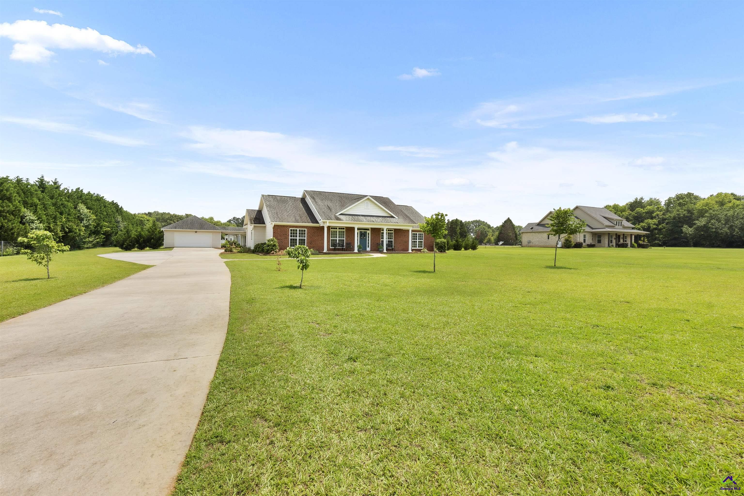 2725 Moseley Road