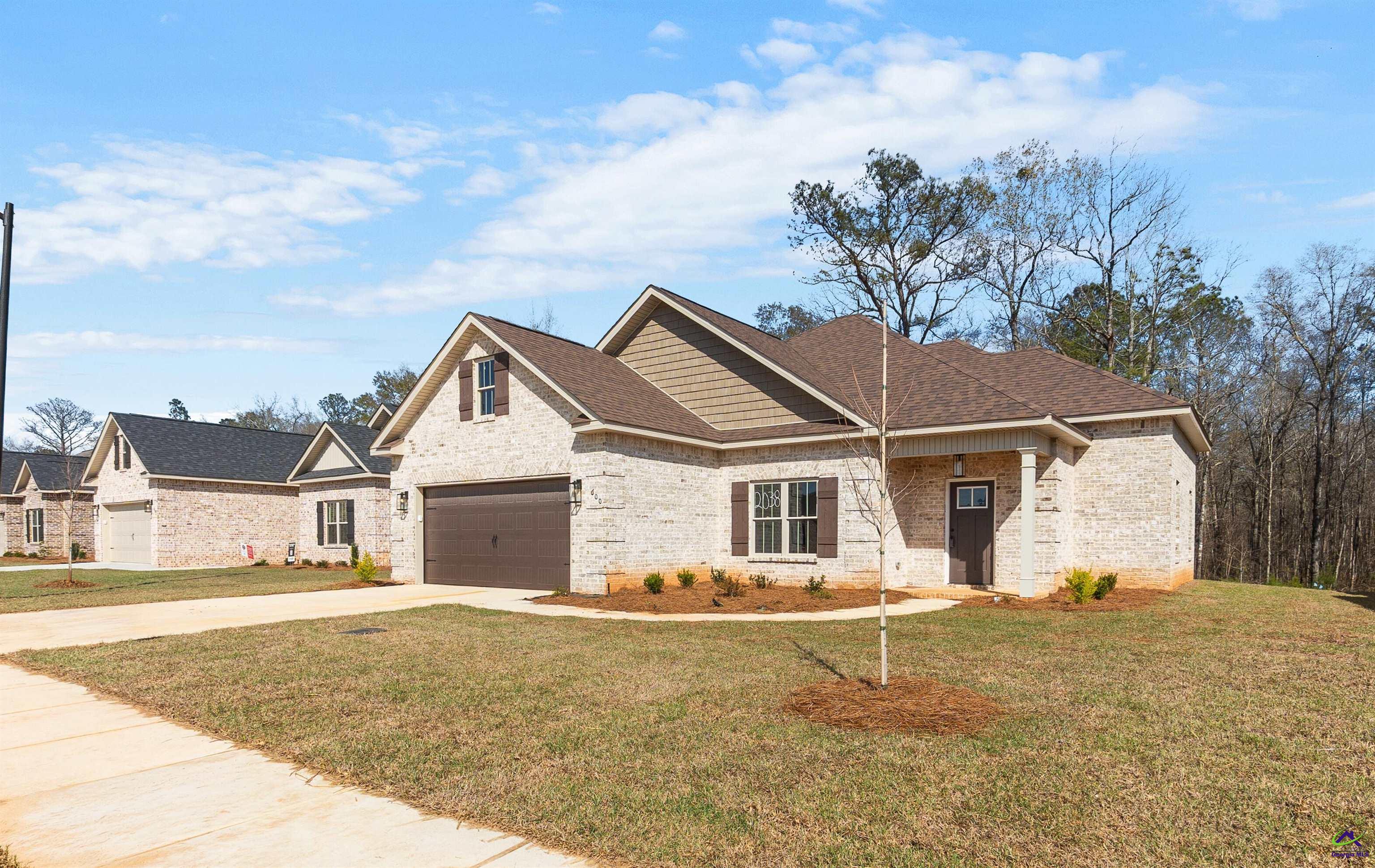 600 Bristleleaf Path