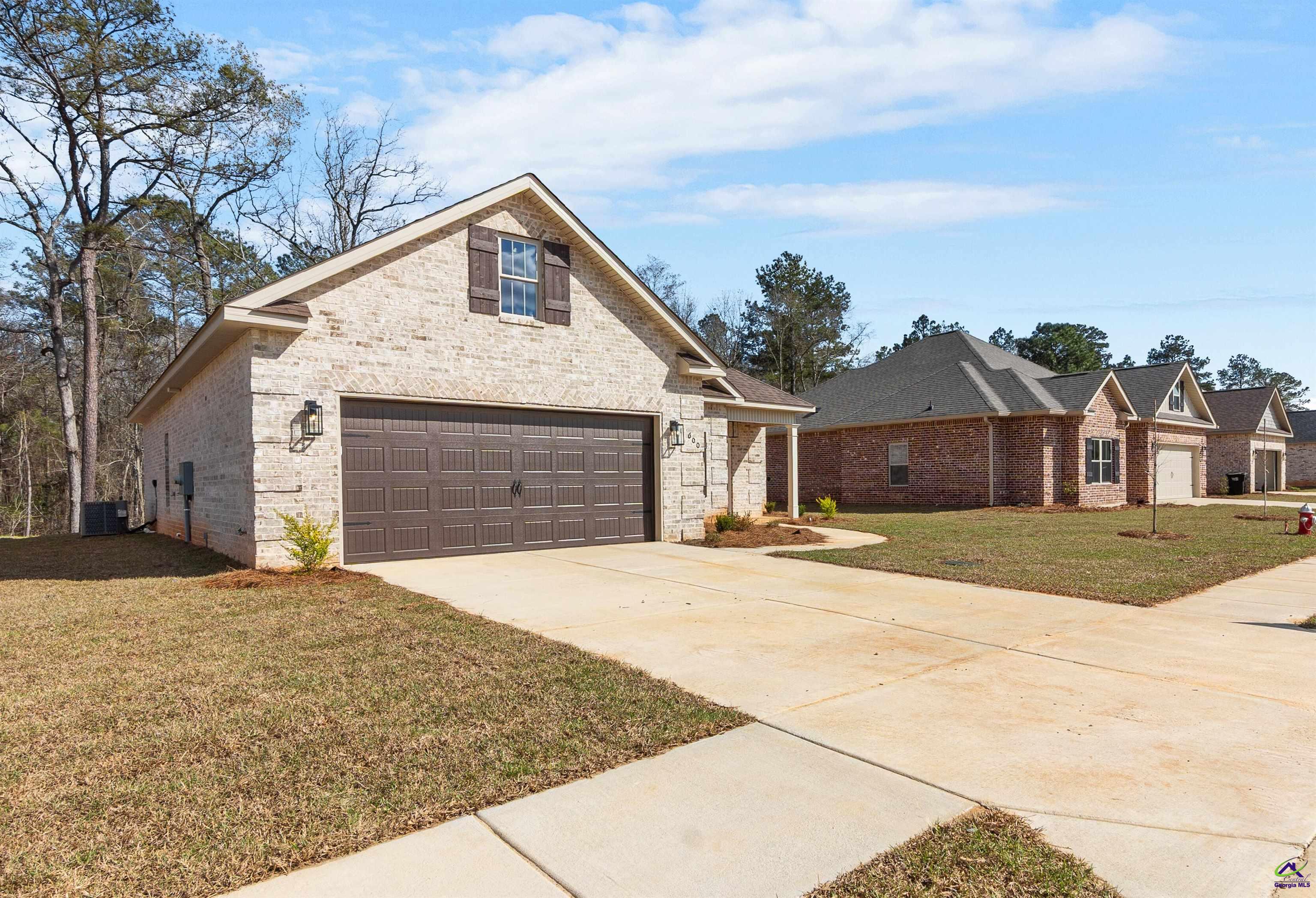 600 Bristleleaf Path