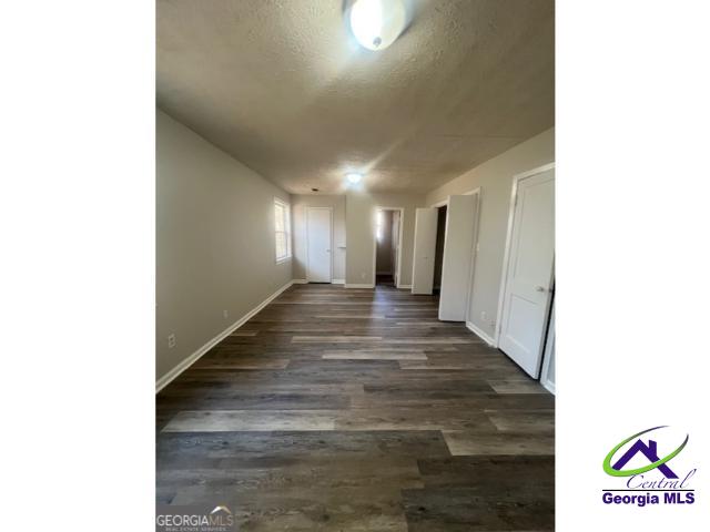 3935 Travis Boulevard