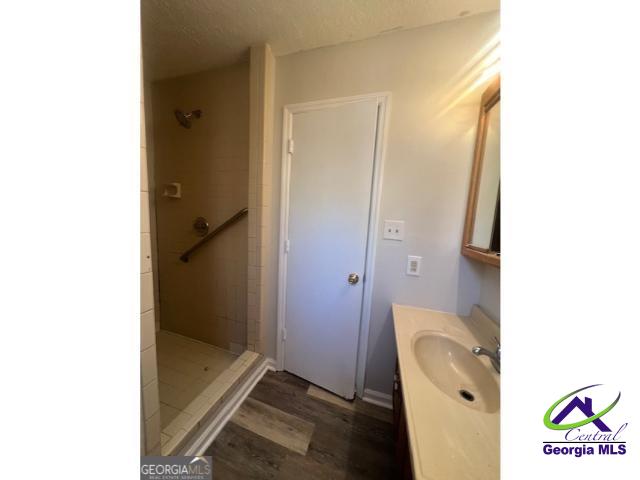 3935 Travis Boulevard