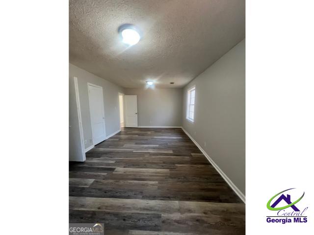 3935 Travis Boulevard