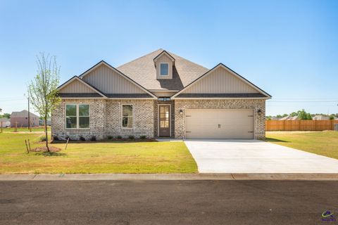 210 Farmland Circle Perry GA 31069