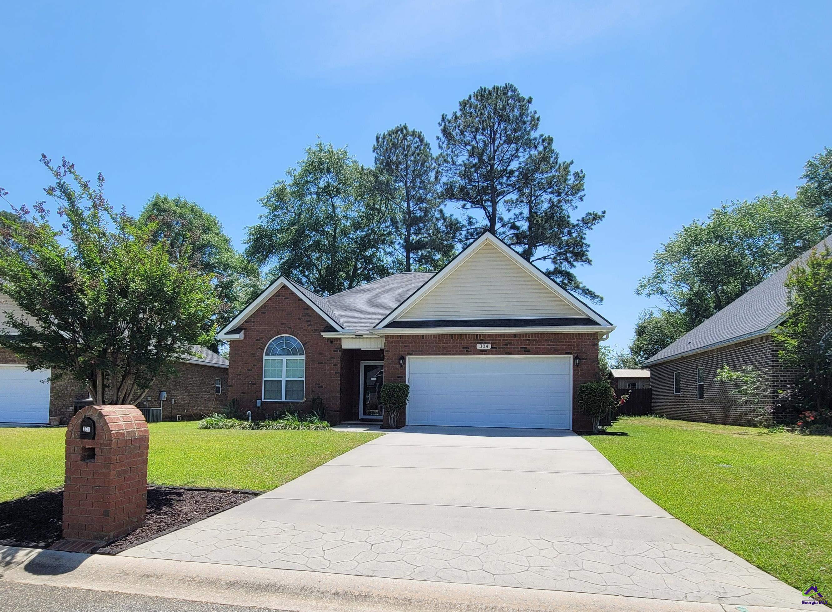 304 Asbell Way
