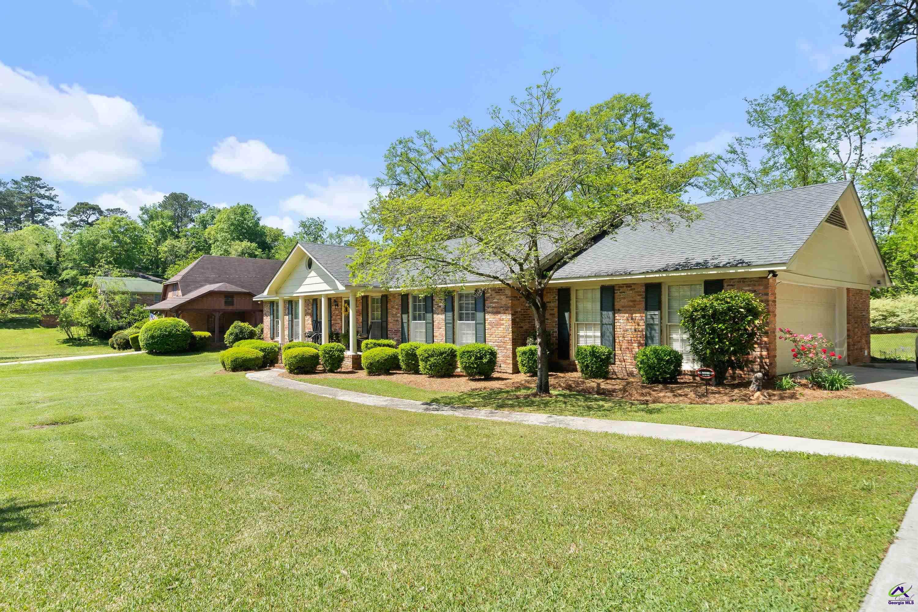 4625 Glenwood Drive