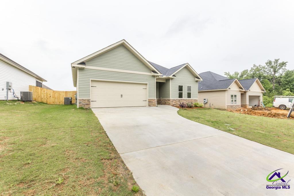 114 Garrett Lane