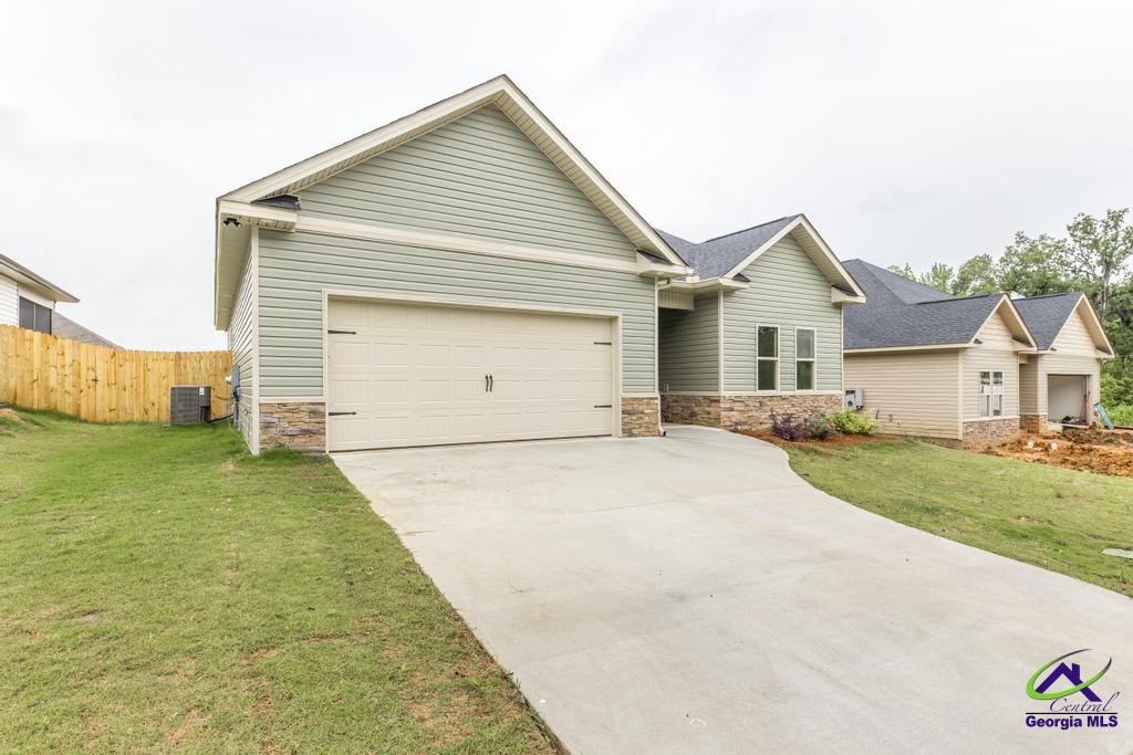 114 Garrett Lane