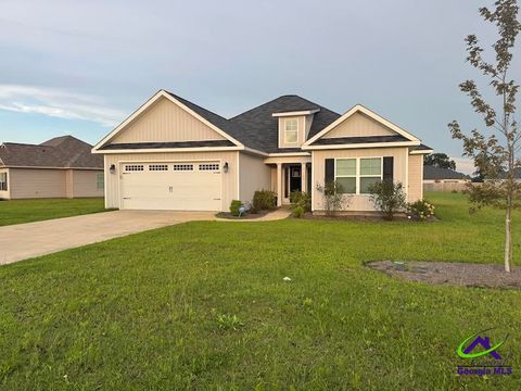 135 Sadie Heights Boulevard Perry GA 31069