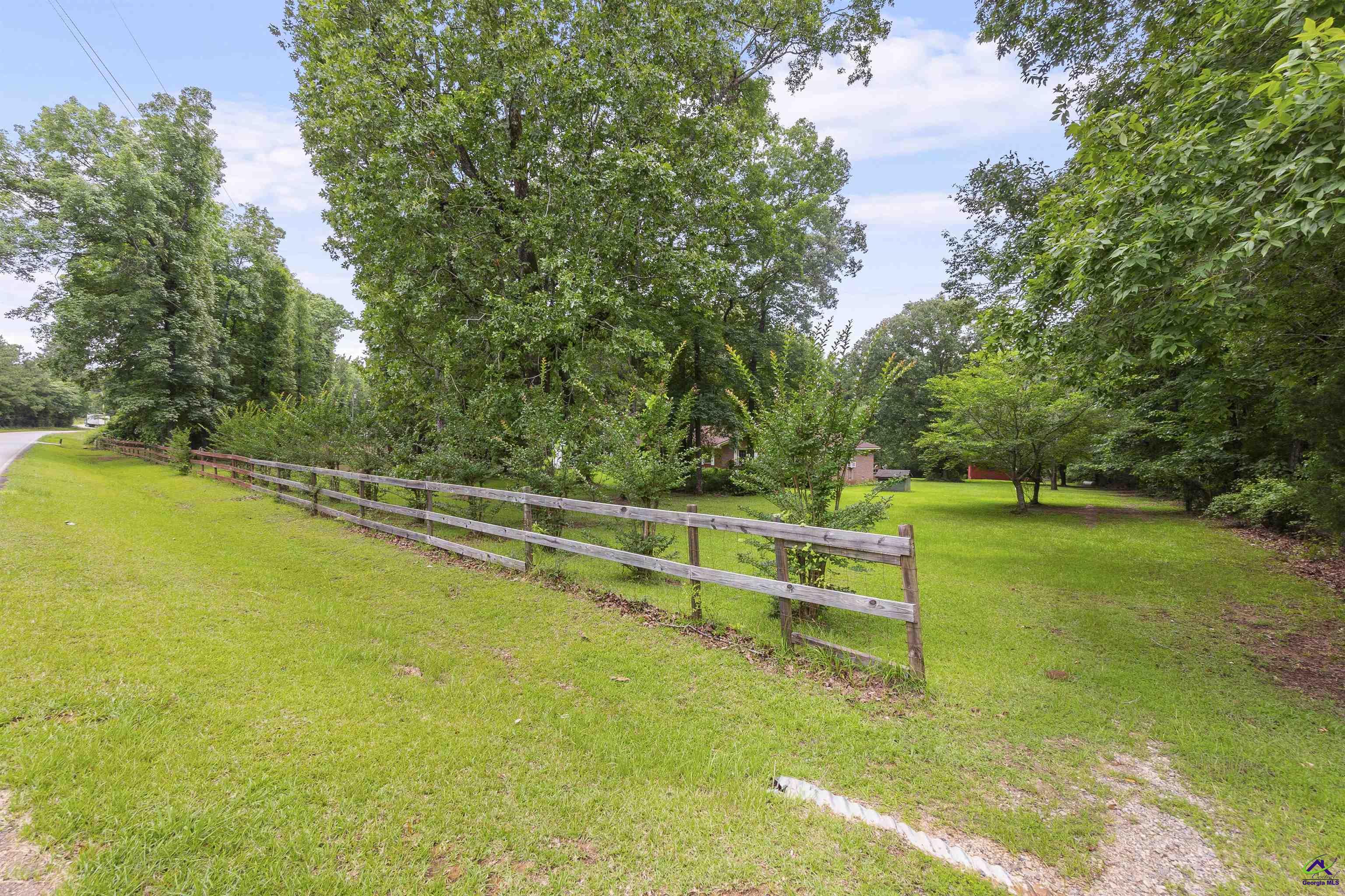 8692 Estes Road