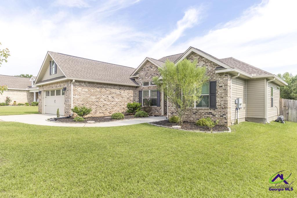 310 Creek Ridge Dr