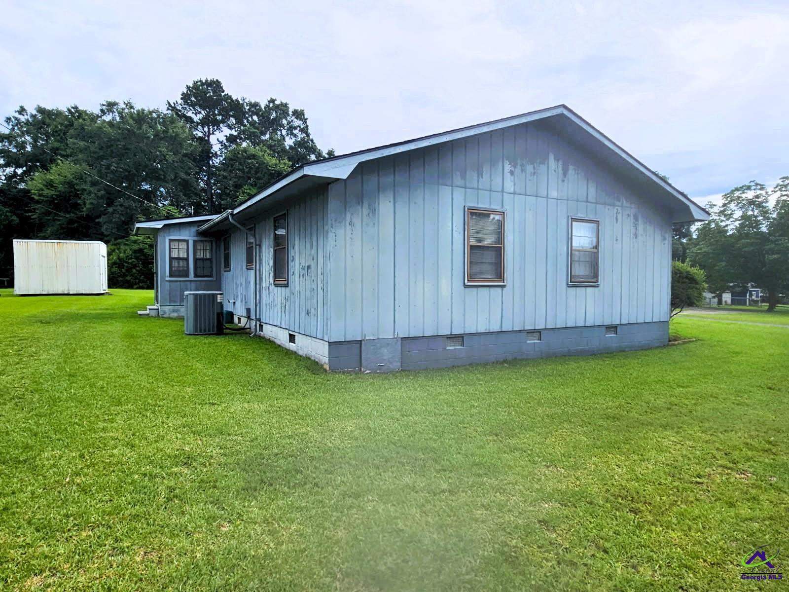 17 ARBOR Drive