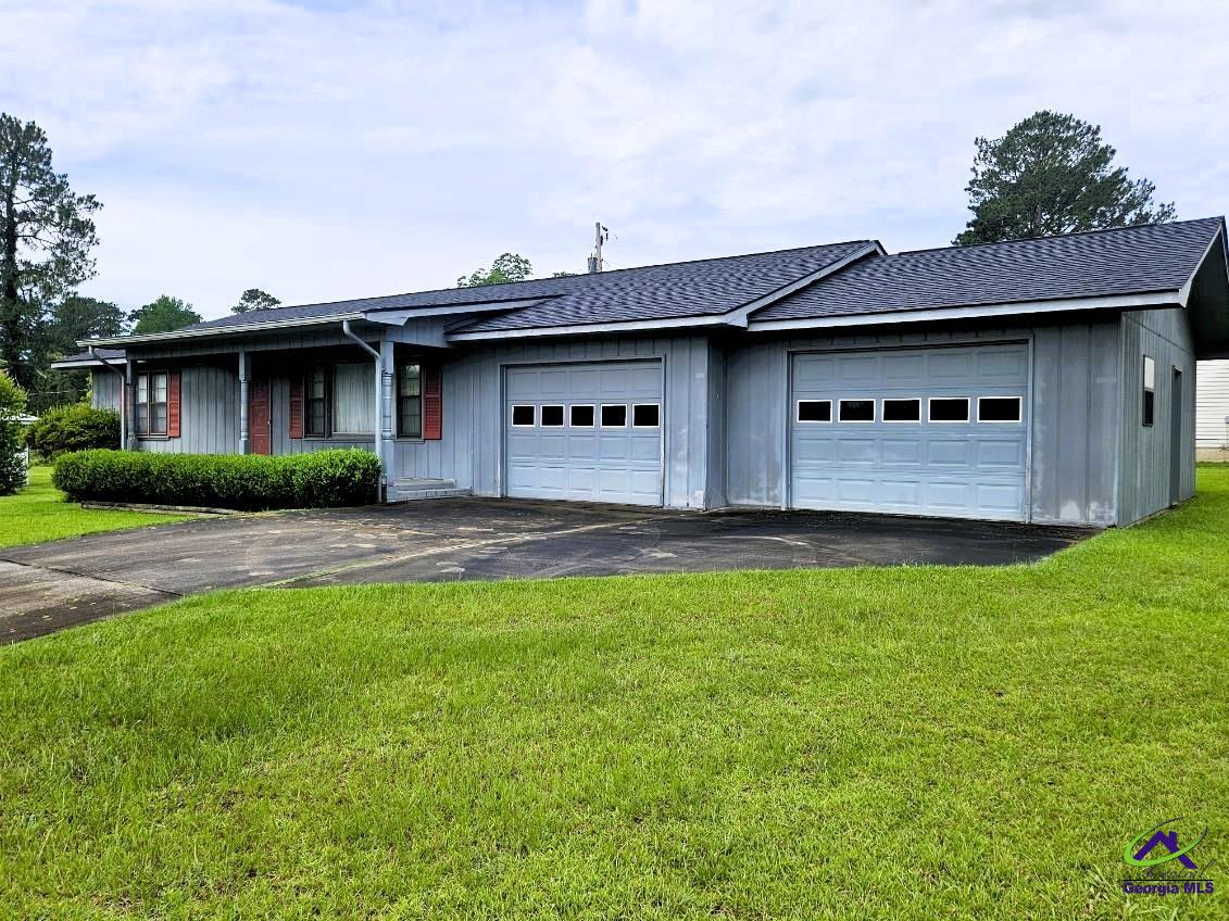17 ARBOR Drive