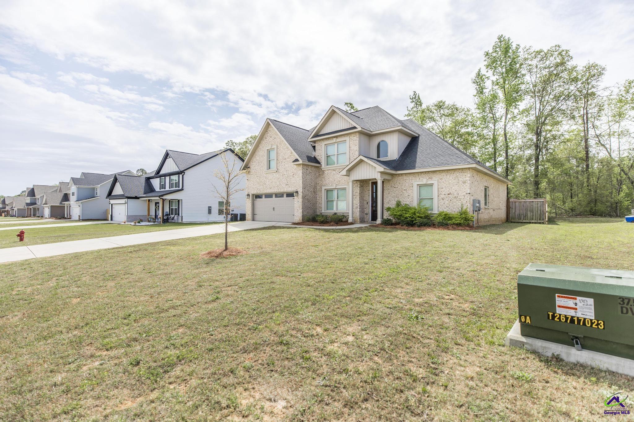 507 Foster Sydney Court