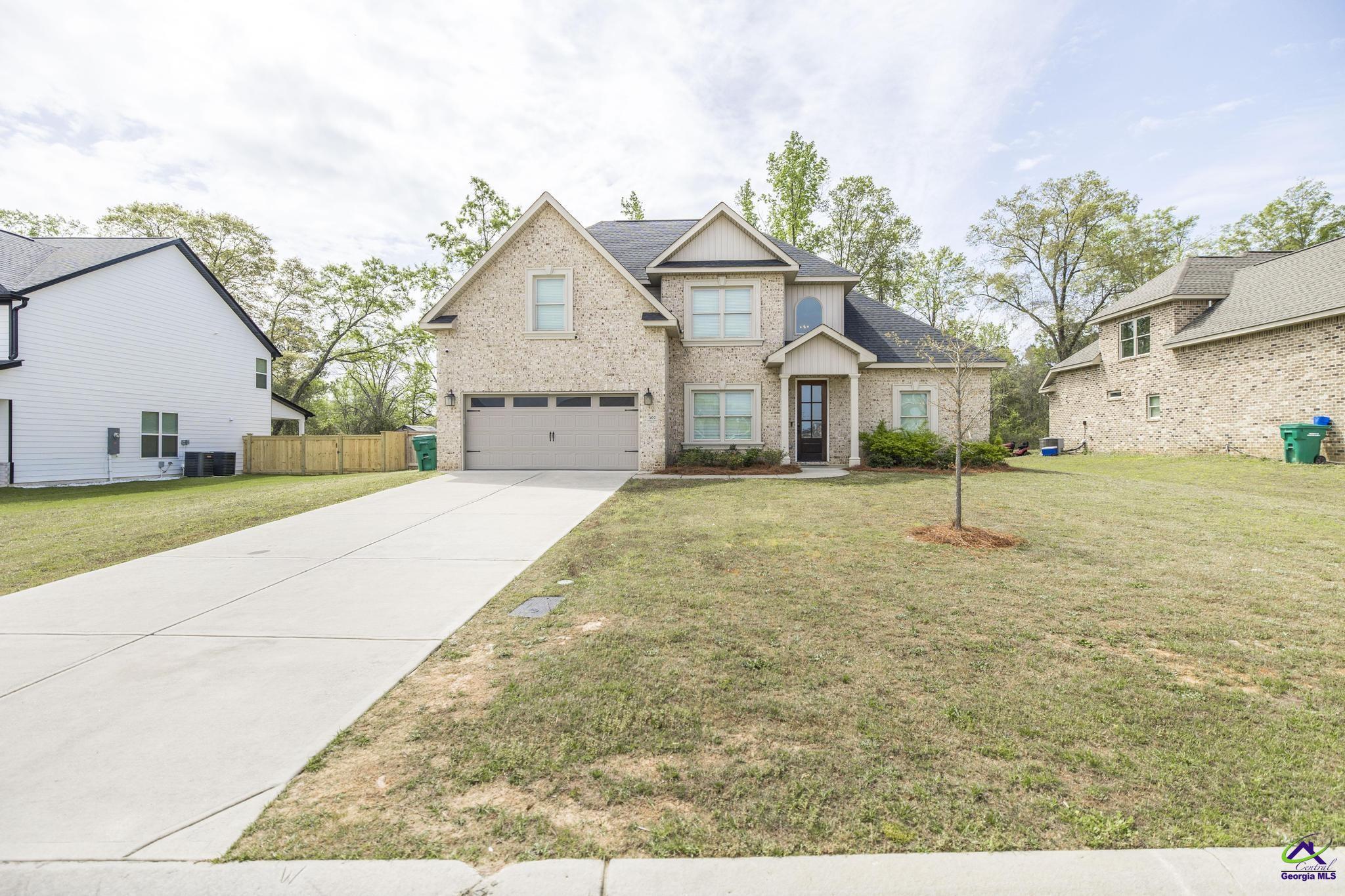 507 Foster Sydney Court