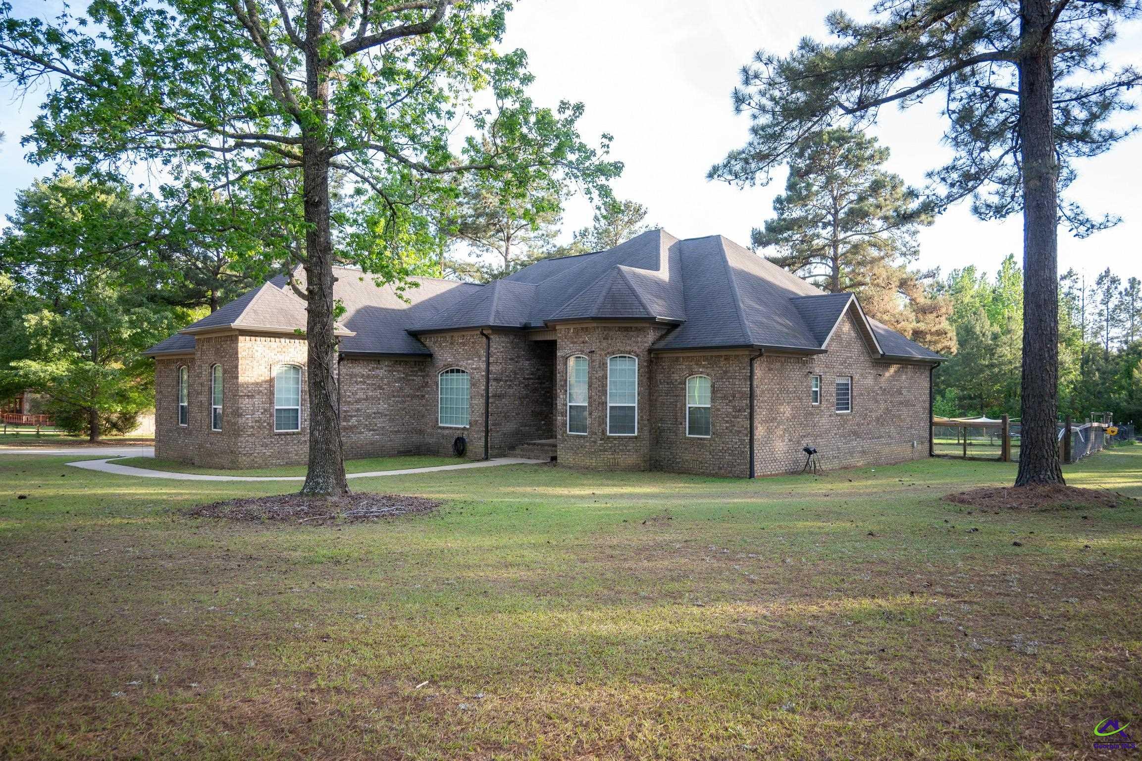 1060 Edna Moore Road