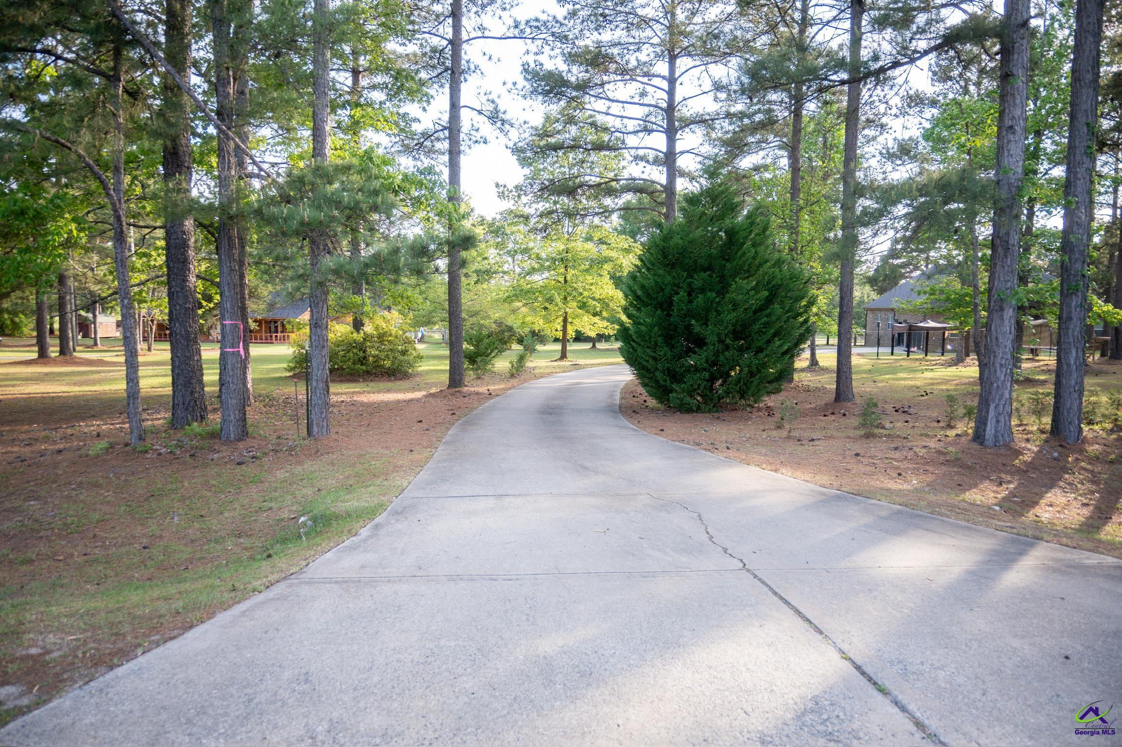 1060 Edna Moore Road