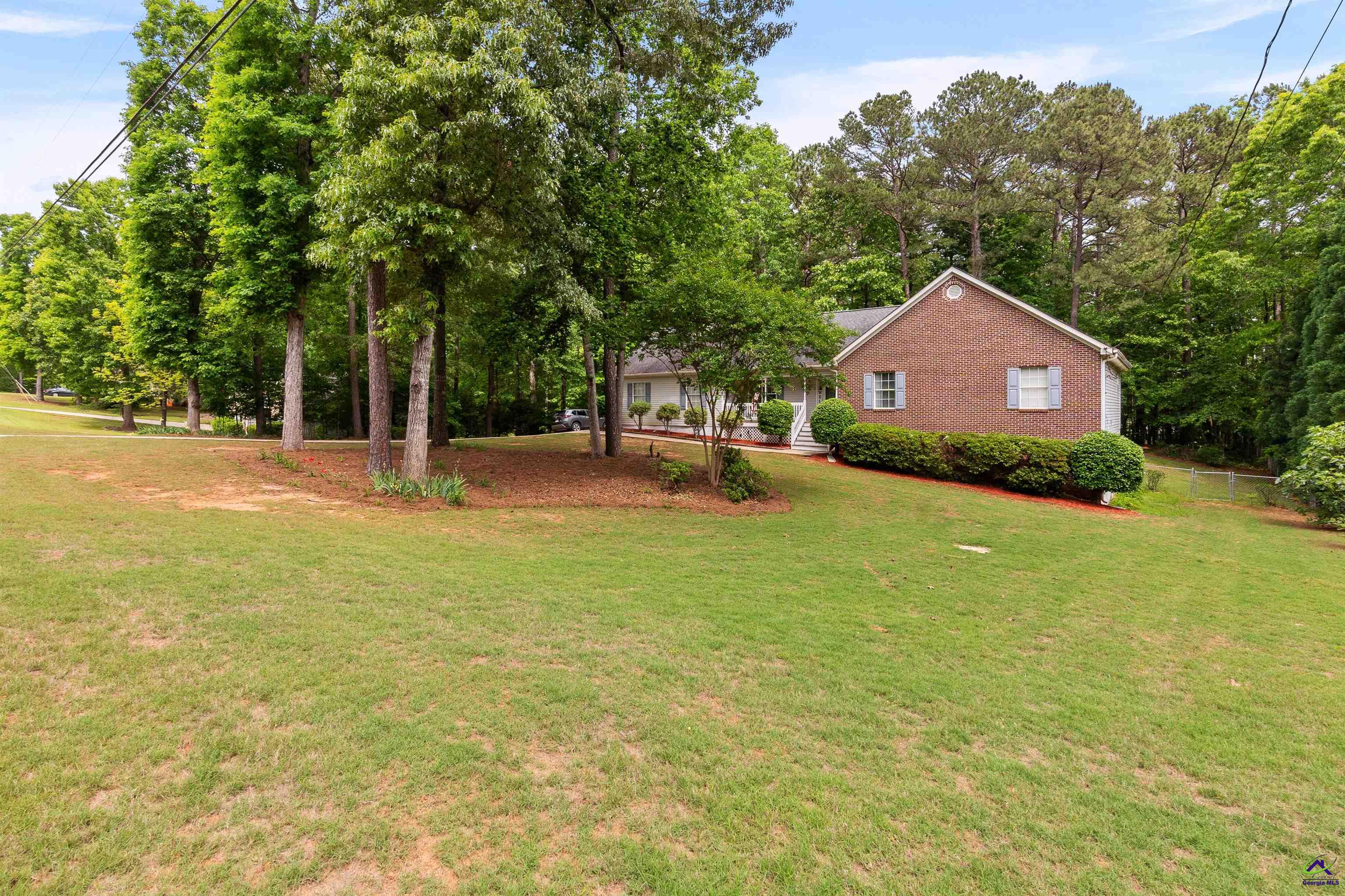 372 River Point Drive