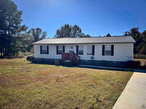 50 River Chase Drive Hawkinsville GA 31036