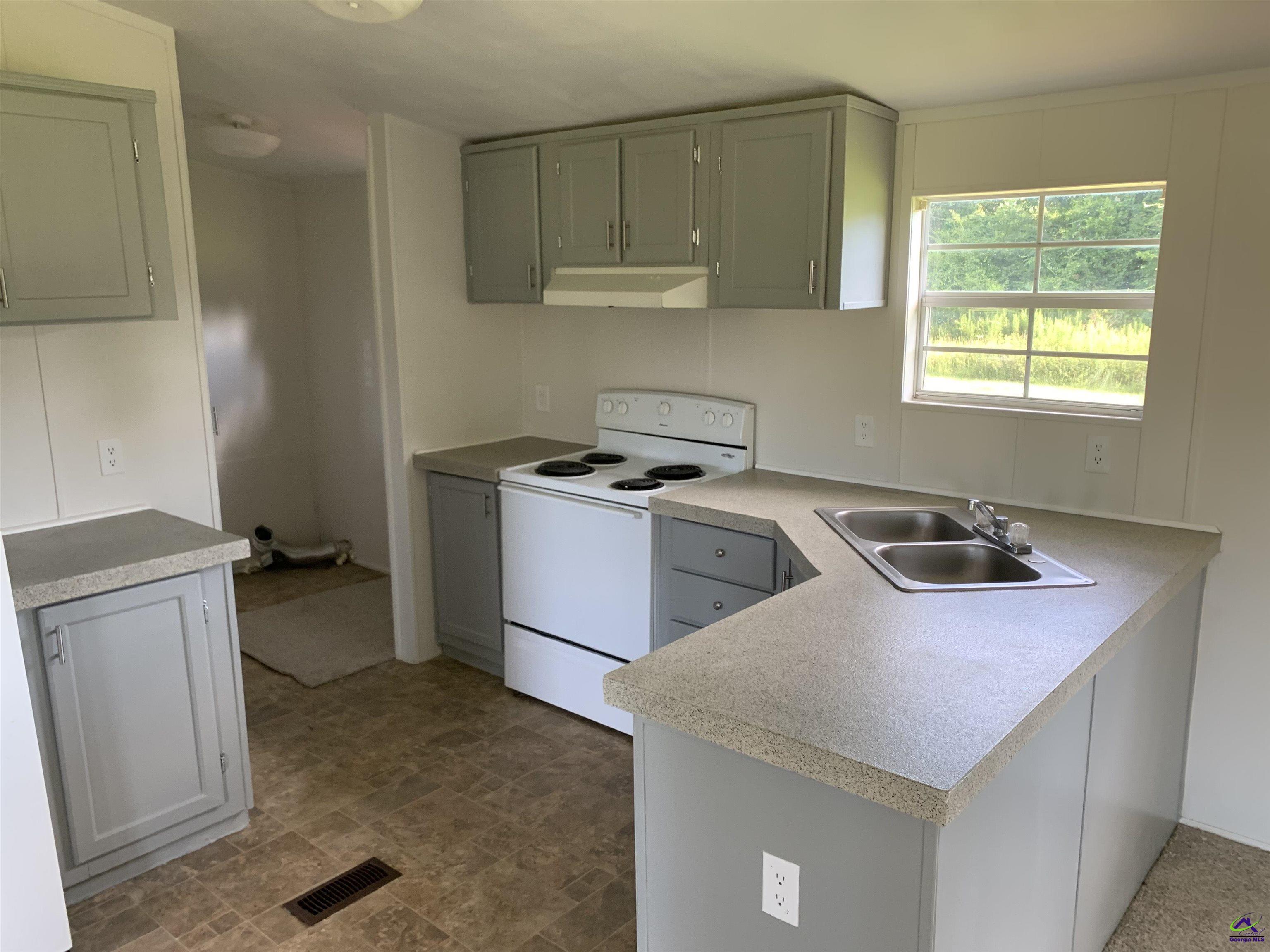 50 River Chase Drive