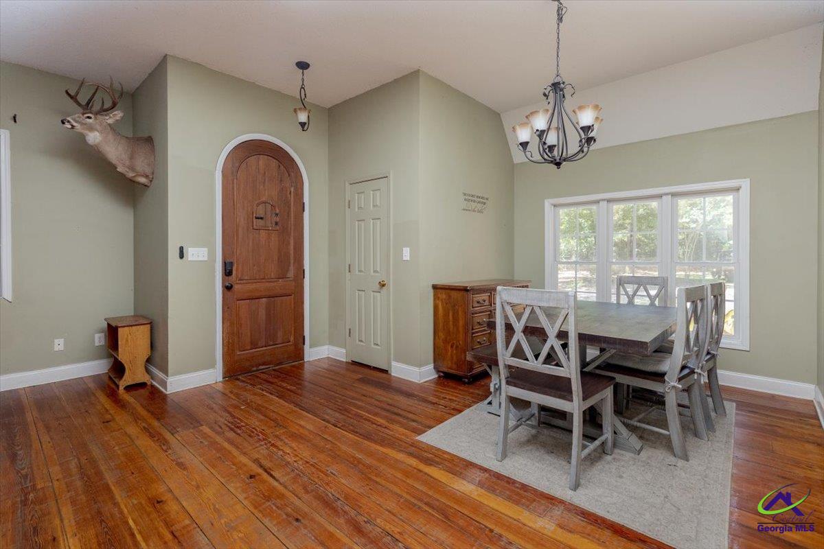 283 Limestone Road