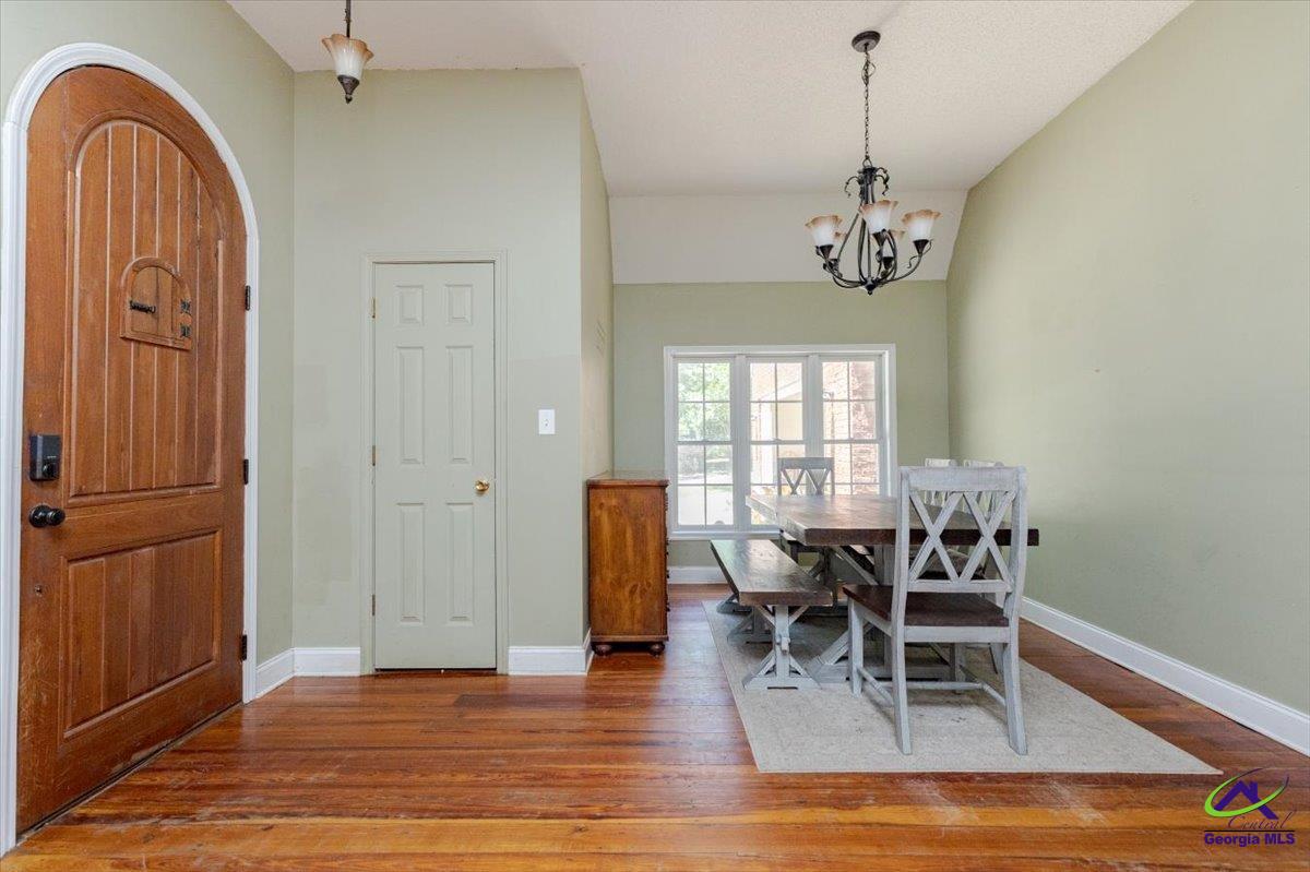 283 Limestone Road
