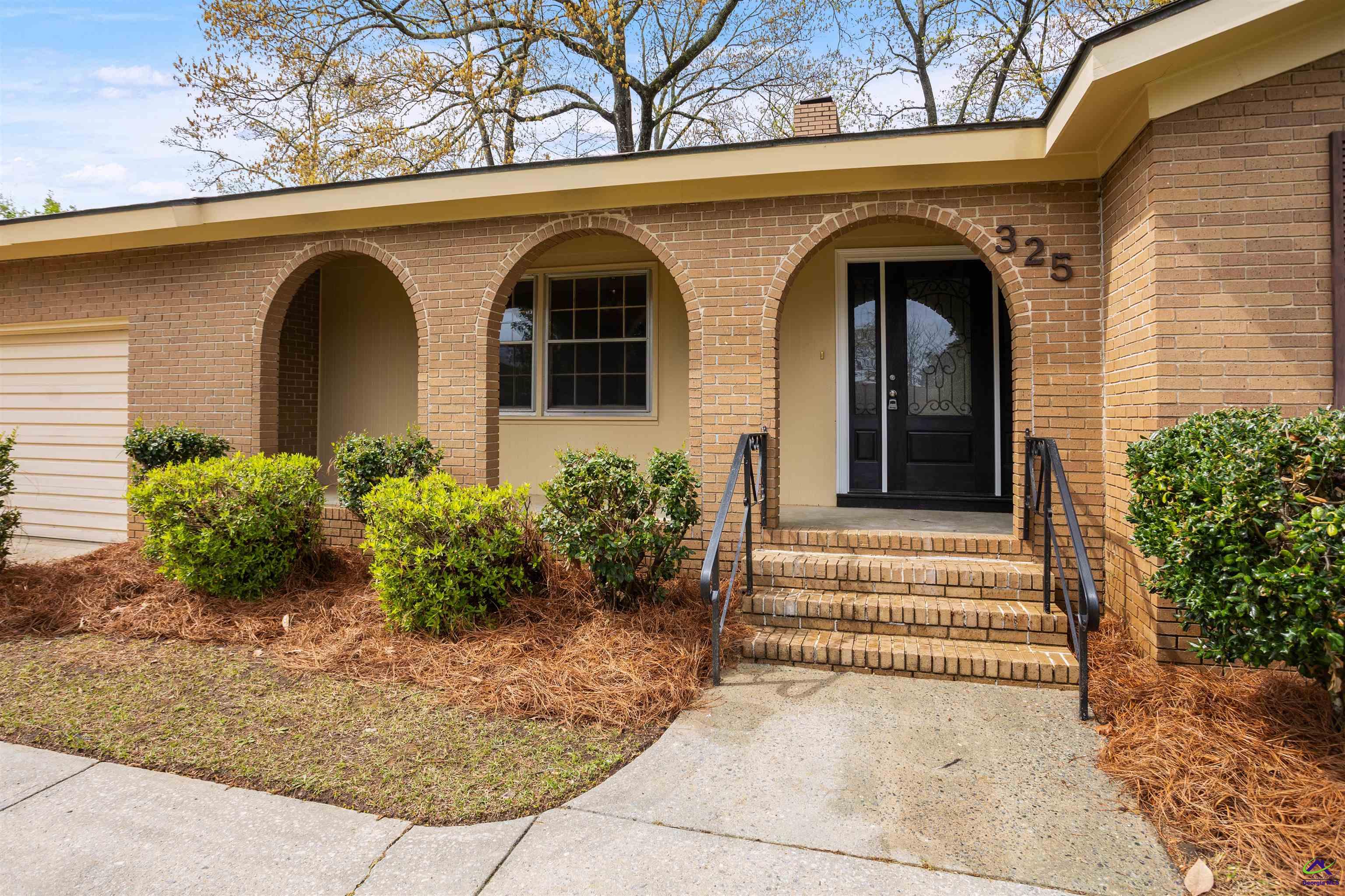 325 Meadowridge Drive