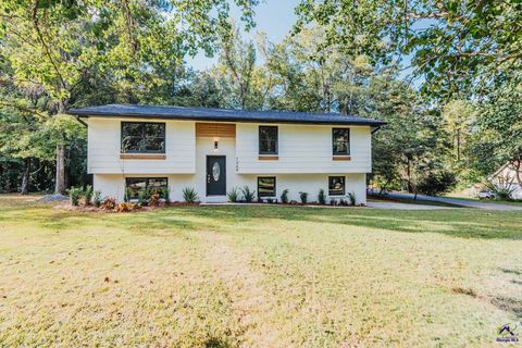 1369 King Arthur Drive Macon GA 31220