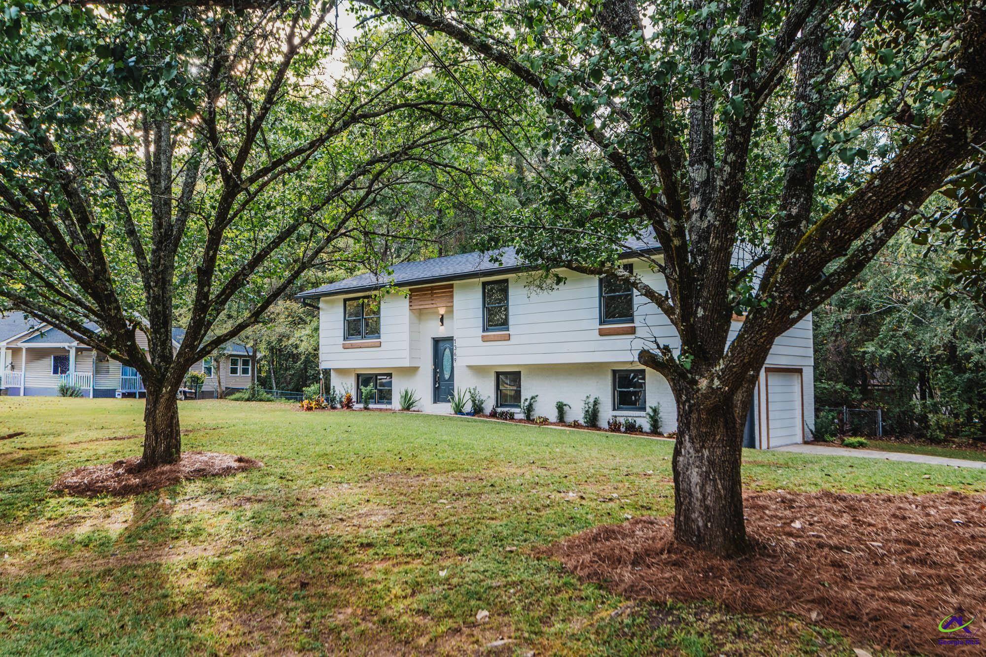 1369 King Arthur Drive