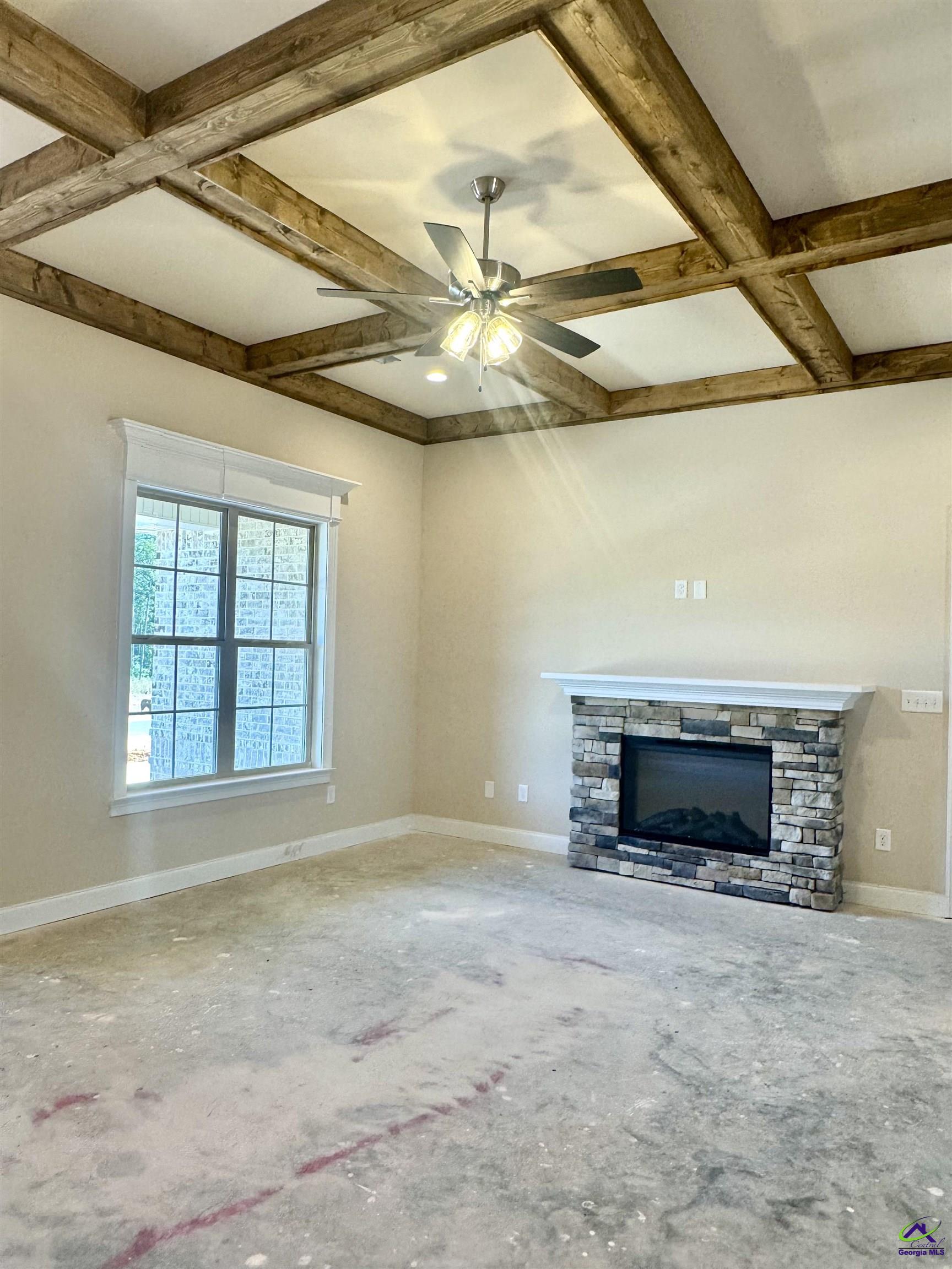 207 Golden Chestnut Bend
