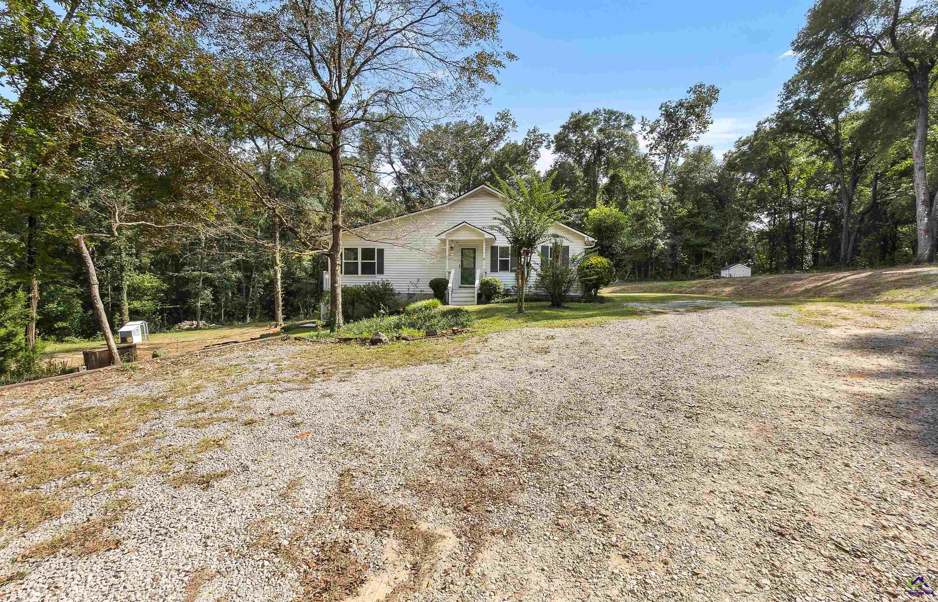 2360 Hwy 41 N