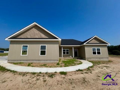 522 CLEARWATER Circles Dublin GA 31021