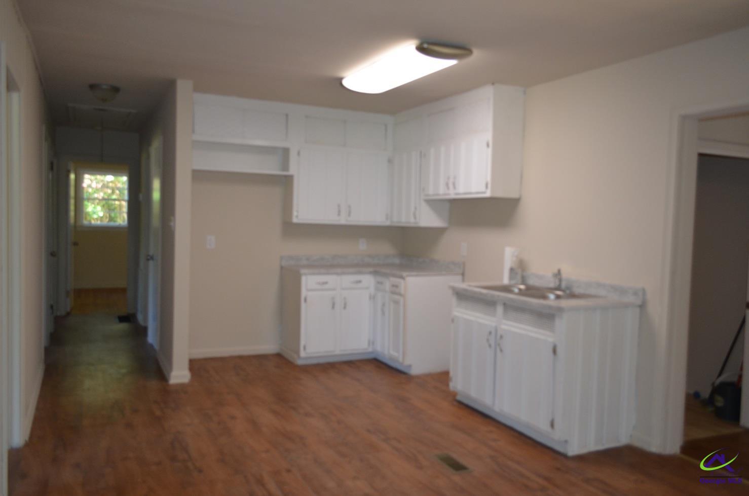 1524 Cambridge Drive