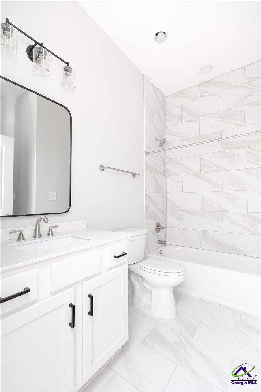 1009 Northside Drive