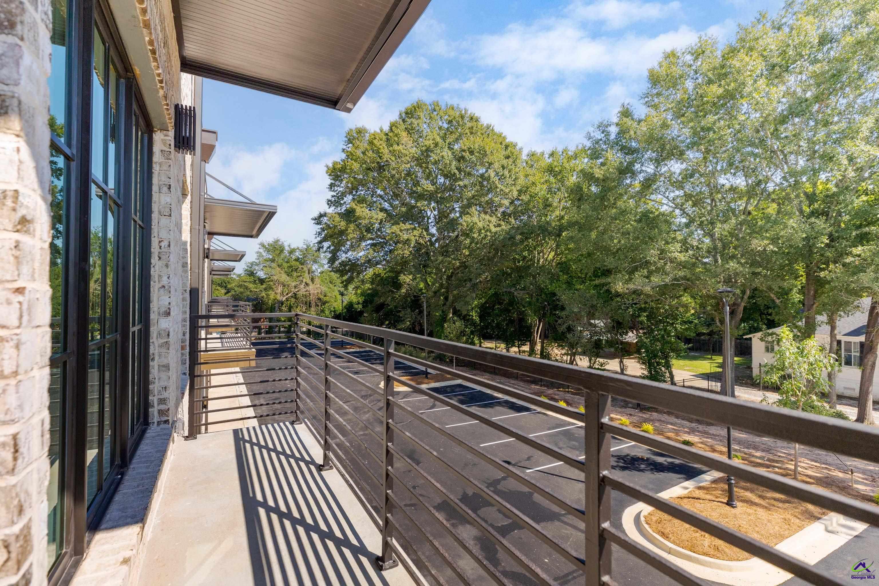 1009 Northside Drive