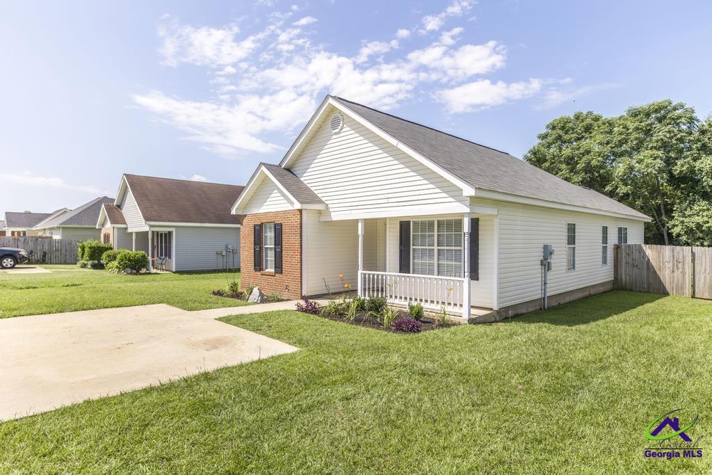 313 Strawbridge Lane